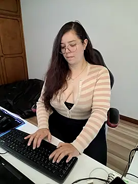 Chat XXX en directo de kayortiiz