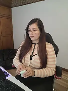 Chat XXX en directo de kayortiiz