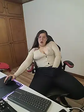 kayortiiz Adlı Modelin Canlı XXX Sohbeti