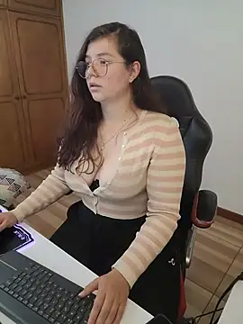 kayortiiz's Live XXX Chat