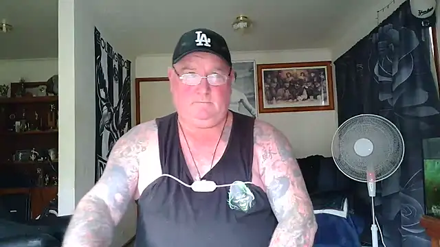 Živý XXX chat KINKYBLUEYES69
