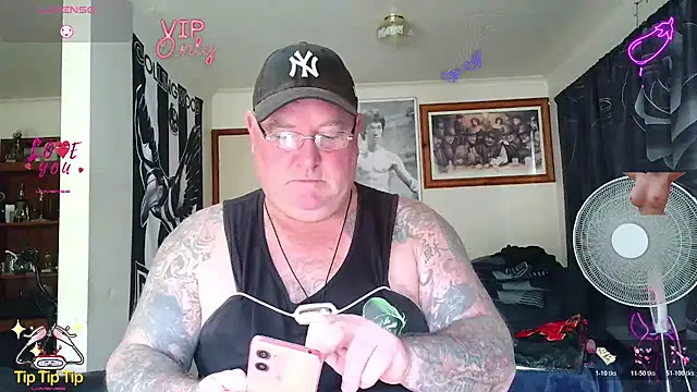 Show de webcam de KINKYBLUEYES69