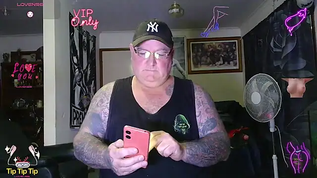 KINKYBLUEYES69 Pertunjukan Webcam