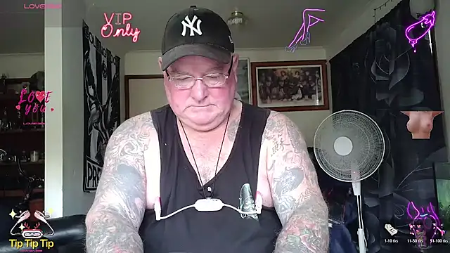 KINKYBLUEYES69 Шоу с уебкамера