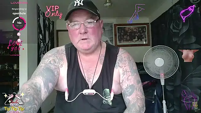 KINKYBLUEYES69のウェブカメラショー
