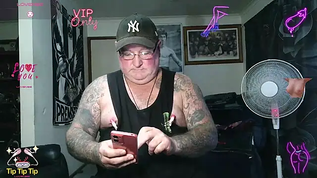 Show de KINKYBLUEYES69 na webcam