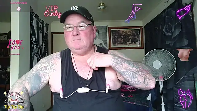 عرض كام KINKYBLUEYES69