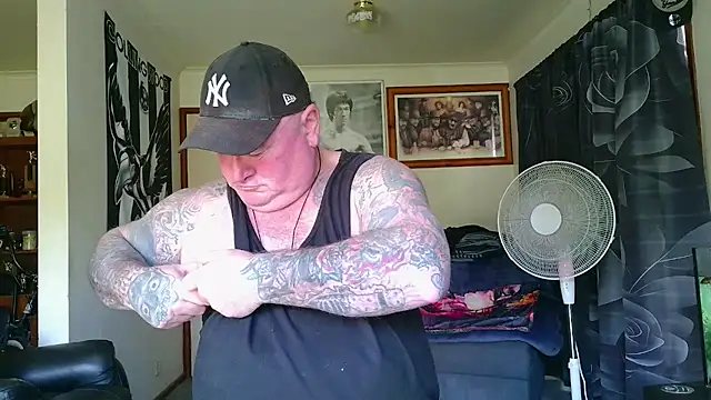 Webkamerová show KINKYBLUEYES69