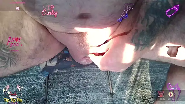 KINKYBLUEYES69のウェブカメラショー
