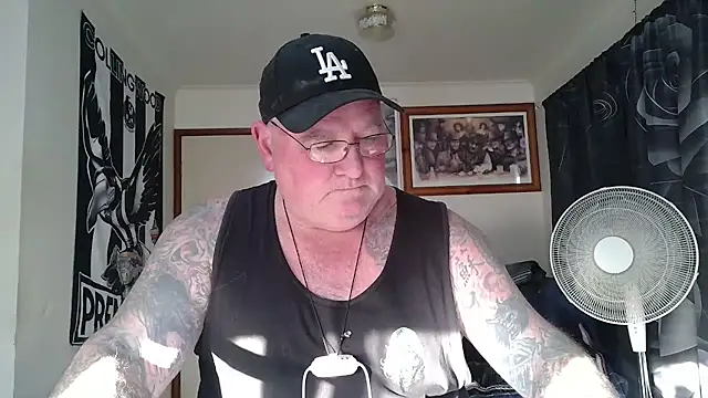 Webkamerová show KINKYBLUEYES69
