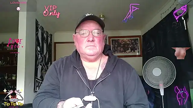 KINKYBLUEYES69 Pertunjukan Webcam