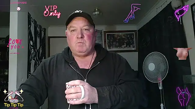 KINKYBLUEYES69のウェブカメラショー