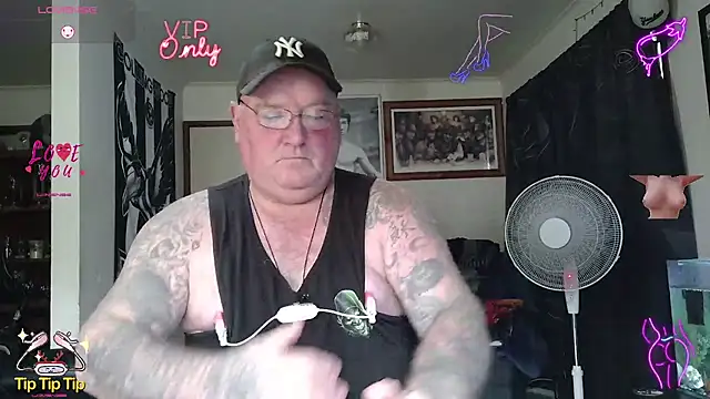 عرض كام KINKYBLUEYES69