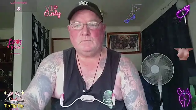 KINKYBLUEYES69 在線直播表演