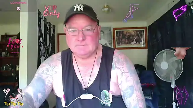 عرض كام KINKYBLUEYES69