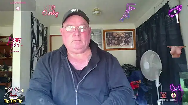 KINKYBLUEYES69 网络视讯表演
