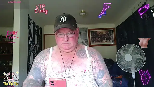 Вебкам-шоу KINKYBLUEYES69