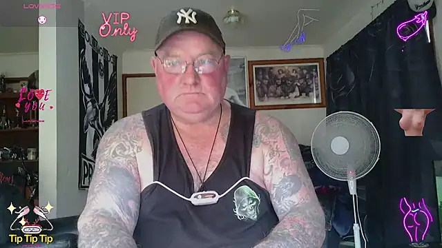 KINKYBLUEYES69のウェブカメラショー