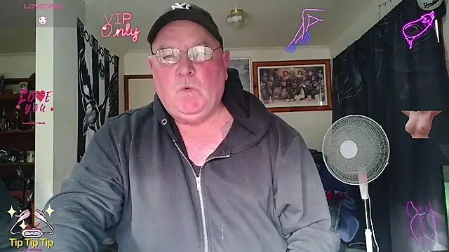 KINKYBLUEYES69 网络视讯表演