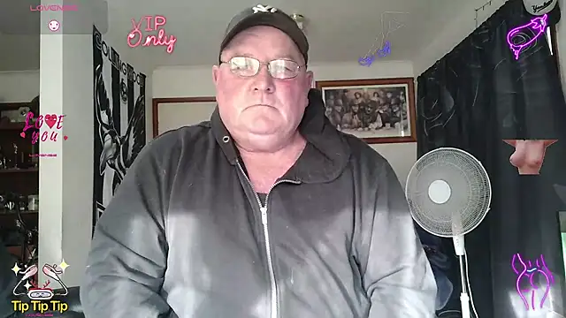 KINKYBLUEYES69 Webcam Show