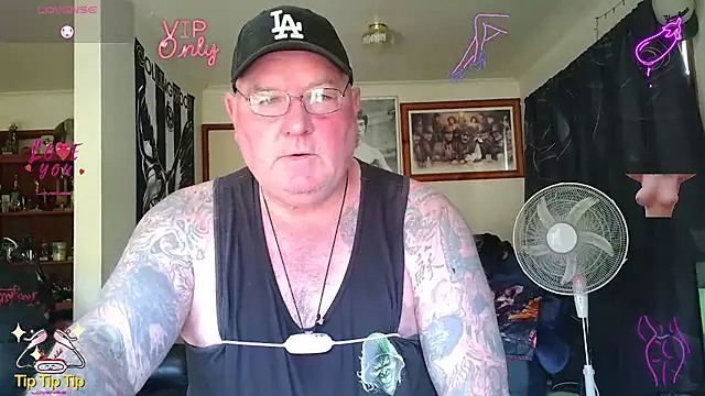 KINKYBLUEYES69 Webcam show