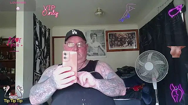 KINKYBLUEYES69 Webcam-Show