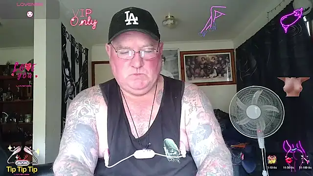 KINKYBLUEYES69のウェブカメラショー