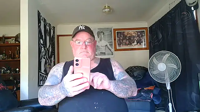 KINKYBLUEYES69 Pertunjukan Webcam