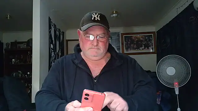 KINKYBLUEYES69 webkamerás műsora