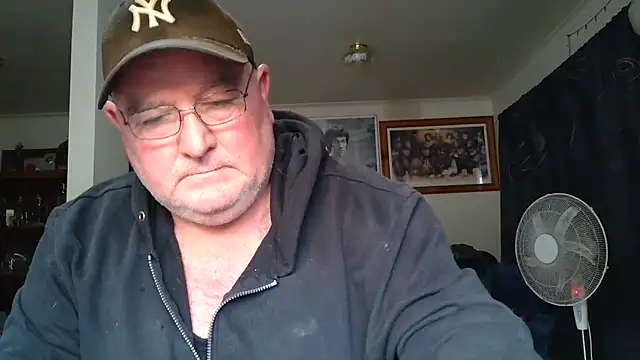 KINKYBLUEYES69 网络视讯 表演