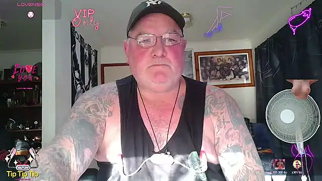 KINKYBLUEYES69 Webcamshow