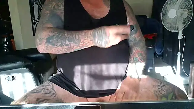 Webkamerová show KINKYBLUEYES69