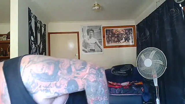 Webkamerová show KINKYBLUEYES69