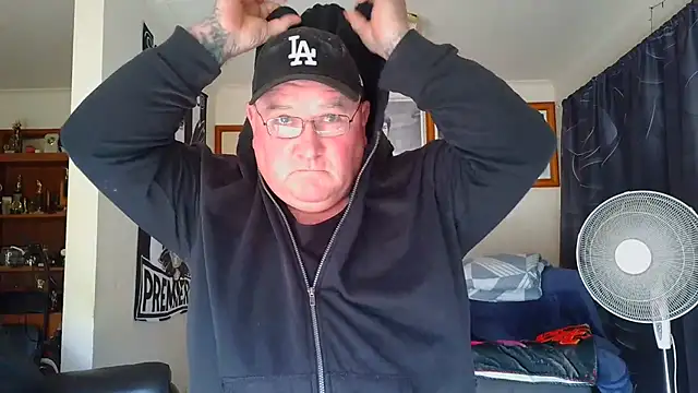 KINKYBLUEYES69's Webcam Show