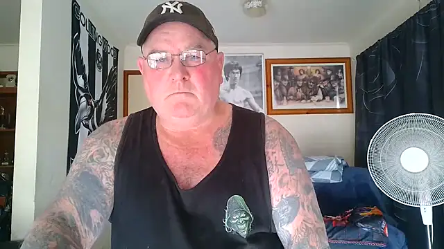 KINKYBLUEYES69n Webbikameraesitys