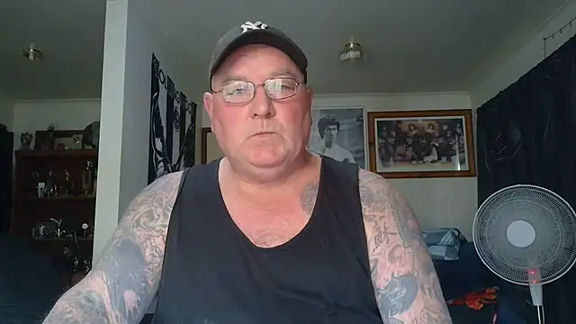 KINKYBLUEYES69 – webcam-show