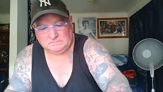 عرض كام KINKYBLUEYES69