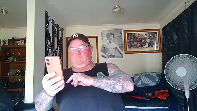 Webkamerová show KINKYBLUEYES69