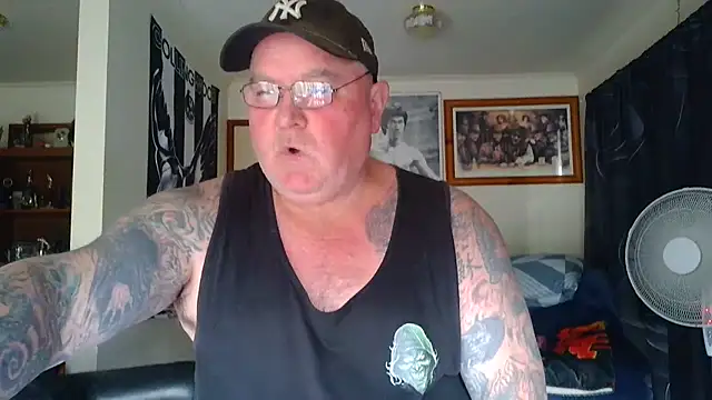 KINKYBLUEYES69 Шоу с уебкамера
