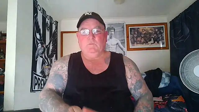 Webkamerová show KINKYBLUEYES69