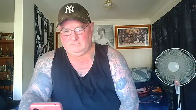 KINKYBLUEYES69 Webcam show