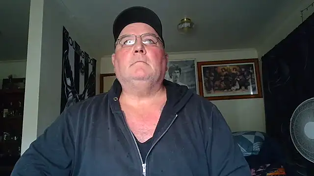 KINKYBLUEYES69 网络视讯表  演