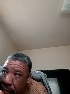 yellowwetfox Pertunjukan Webcam