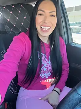 annablisss: διαδικτυακό σόου στην κάμερα