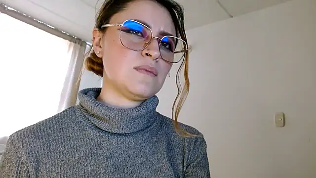 Chat XXX en directo de Juls_winter_