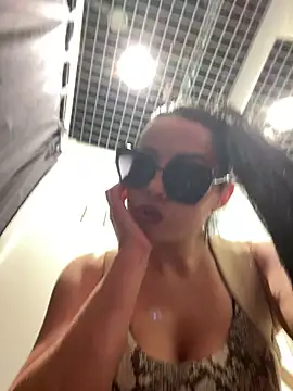 Chat XXX Live CrazzyChicks