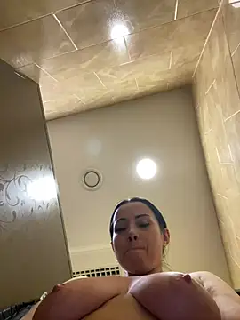 Show de CrazzyChicks na webcam