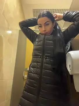 CrazzyChicks Live XXX-chat