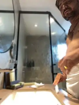 hotcuteguy_xxx1 网络视讯表演