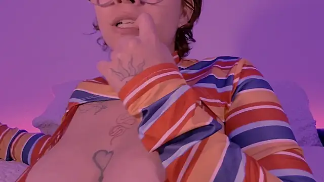 Lilmuh_'s Live XXX Chat
